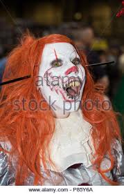 Regeneration makes it difficult to kill (it's implied to have survived its death during the events of the novel at the end, and in further stephen king works) and. A Female Cosplayer Dressed As Pennywise The Clown From The Stephen King Novel And Movie It At A Comic Con Event In Birmingham Uk Stock Photo Alamy