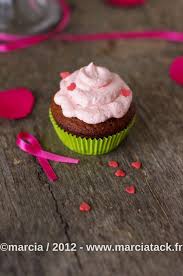 Cupcakes Chocolat Au Topping Mascarpone Framboise Octobre Rose Mascarpone Framboise Topping Mascarpone Recette Cupcake