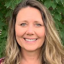 Real Estate Agents near Olathe Middle School