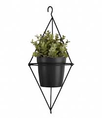 That's why we rounded up some of the best indoor hanging in addition to plants, there are also lots of containers and hanging methods to choose! Present Time Blumentopfe Hanging Plant Pot Spatial Diamond Iron Black Pt3465bk The Little Green Bag