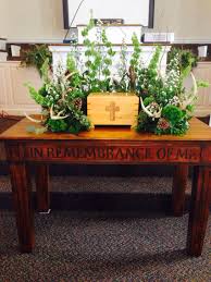 Masculine Memorial Urn Surround Very Green Natural Look Funeral Urn Arrangements Urn Arrangements Funeral Urns