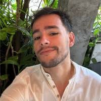 300+ profilů „Michetti“