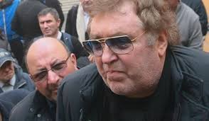 Barbara divita (la moglie che ha perso in un incidente), la vita privata, la carriera e le curiosità. Maurizio Mattioli La Moglie Morta Dopo 7 Anni Di Sofferenza In Lacrime A Storie Italiane Lei Avrebbe Preferito Finirla Prima