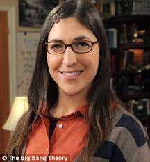 A funny, honest, and practical guide to attachment parenting from actress, mother, and neuroscientist mayim bialik. Big Bang Theory Star Mayim Bialik Backs The Baby Wearing Theory Daily Mail Online