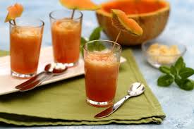 Gaspacho De Melon Au Basilic Amandine Cooking Gaspacho Melon Gaspacho Aperitif Melon