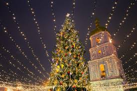 Best Small Towns For Christmas Lights Reader S Digest