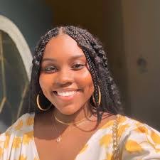 Leanne Noel's Instagram, Twitter & Facebook