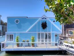 Sausalito Home For Sale House Boat Floating House Cottages By The Sea