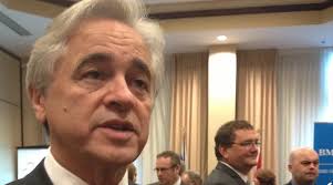 Former Premier Calls On Federal and Provincial Governments to Support Oil  and Gas