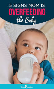 5 Signs Mom Is Overfeeding The Baby In 2020 Signs For Mom Baby Sleep Problems Breastfeeding