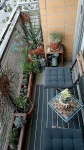 70 Small Apartment Balcony Decorating Ideas 12 Apartment Apartmentbalcony Apartmentdecor Mita Small Balcony Decor Small Balcony Garden Patio Balcony Ideas