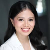 Mitzi Solomon's Instagram, Twitter & Facebook