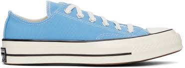 J'ai vu le produit converse chuck taylor all star ox vert d'eau moins cher ailleurs. Converse Collection Pour Hommes Ssense France