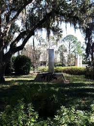 Sculpture Garden City Park New Orleans La Garden City Park City Park New Orleans Park City The thirteen hundred acres offer an amusement park, botanical garden, golfing, a storyland, equest farm, museum of art and a sculpture garden.