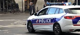 Adresse, numéro de téléphone, fax, code postal, adresse du site web. Val De Marne Trois Hommes Armes Braquent Et Sequestrent Une Famille De Saint Maur Des Fosses Actu Val De Marne