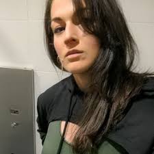 ɐ8ʎɐ8ʎ.🍁🇨🇦 ⚜️