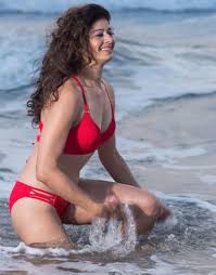 Pooja Batra Bikini Images | Bollywood Actress Pooja Batra in Bikini Soars  The Heat - Celebsea