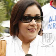 Alma Moreno takes the hot seat