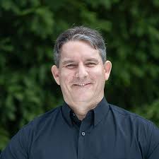 About Dresdner Robin