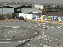 El titular del ministerio de transportes y comunicaciones (mtc), eduardo gonzález los pasajeros que viajan desde los aeropuertos del callao, arequipa, ayacucho, ica, loreto, huánuco, moquegua y tacna. Circuito De Manejo Arequipa07 Youtube