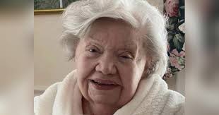 Obituary for Lucille "Sis" (Watson) Coyne