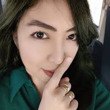 New member with a fashionista mini-me in pink