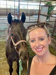 Last minute bookings for the holidays is okay! Reach out to me if you're  needing a petsitter!