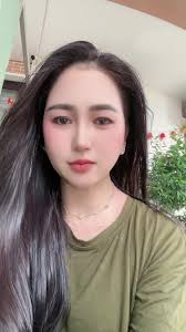 Ana Van (@anavan640)