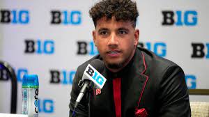 Raiola likens link to Patrick Mahomes to Kobe Bryant and Michael Jordan
