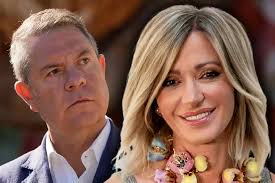 😎 #SusannaGriso no s'esperava el que va passar amb Page a 'Espejo  Público': 'Molt feliç'