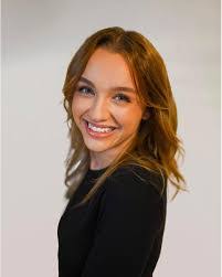 Emily Bartley's Instagram, Twitter & Facebook