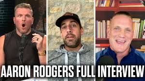 He did not reveal the name of his fiance, but twitter users seem certain it is actress shailene woodley as reports of them at the moment, there is no confirmation on who is aaron's fiancé. Aaron Rodgers Girlfriend Breakup With Danica Patrick Dating History Fanbuzz