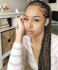 Epingle Par Virolan Mariette Sur Hair Idee Coiffure Cheveux Crepus Coiffure Braids Coiffures Cool