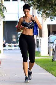 What is it about yoga in particular that seems to require thi. Annie Murphy Yoga Pants Annie Leggings Womens Yoga Pants Athletic Wear Gun Holster I Ordered The Blue With A Pocket And I Love Them