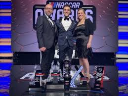 Nascar drivers and their wives hit the red carpet thursday night before the nascar awards banquet. Nascar Awards At The Nascar Hall Of Fame Nascar Whelen Euro Series