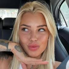 sam costa (@samaracosta)