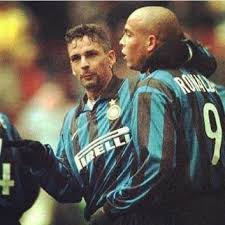 (reupload) 98/99 home roberto baggio vs real madrid. Pin By Ali Arrabti On Ronaldo Nazario De Lima Ronaldo Inter Ronaldo Football Awards
