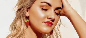 Connecting and protecting her fans, 'Don't Wanna B Urs' is the stunning new  single from 'Jill Jay'