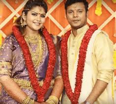 Abinaya Parthiban Wiki Biography Age Family And Images News Bugz I am definitely not divorcing such a handsome husband!!! abinaya parthiban wiki biography age