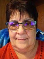 Candi Bradshaw's Instagram, Twitter & Facebook