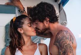 Belen, cecilia come la sorella: Lo Scandalo Del Sexy Toys Di Cecilia Rodriguez E Ignazio Moser Sara Vero Radio 105