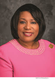 Tonia Estes's Instagram, Twitter & Facebook