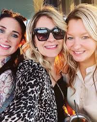 Eunice Koo's Instagram, Twitter & Facebook