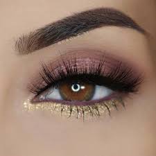 chic makeup ideas for brown eyes