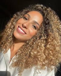 Jade Hilliard (@jadehilliard) • Instagram-foto's en -video's