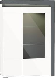 Całość dopełniają gustowne witrynki z elementami z hartowanego szkła oraz delikatne, energooszczędne podświetlenie w górnej części mebli. Thea White Witryna Prawa