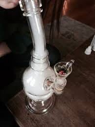 You can purchase much more affordable rigs that include only the bare essentials. 16 Bong Ideas E Cigi Fust Vizipipa