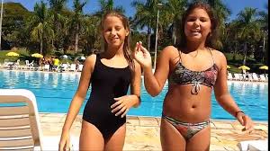Maria clara brincando na piscina mc divertida youtube. Best Friends Challenge Pool In Club Hd Dailymotion Video