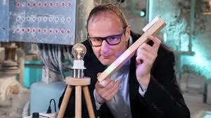 Nutzer der philips hue intregration integrieren auch lampen ins system. Led Lampen Wissen Vor Acht Werkstatt Ard Das Erste