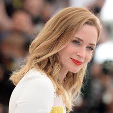 Cheveux fins, plats, impossibles à coiffer ? De Jolis Cheveux Lisses Sans Brushing Femme Actuelle Le Mag